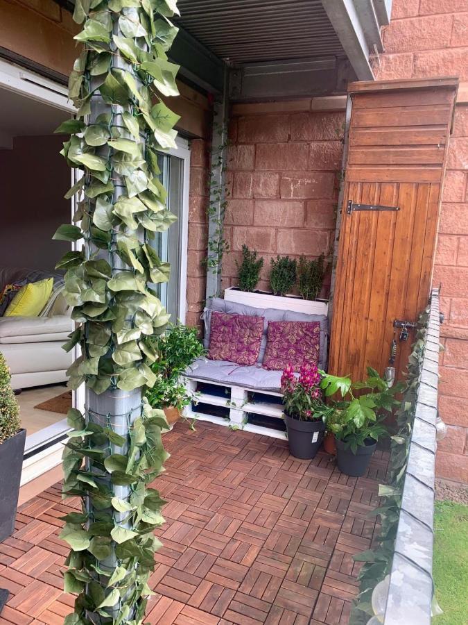 Pass The Keys Lovely 2Bedroom Flat With Balcony Édimbourg Extérieur photo