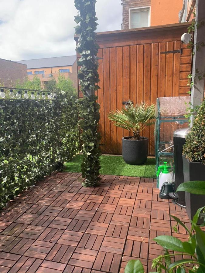 Pass The Keys Lovely 2Bedroom Flat With Balcony Édimbourg Extérieur photo