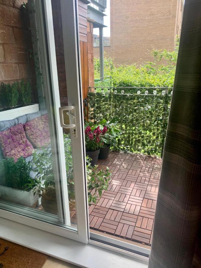 Pass The Keys Lovely 2Bedroom Flat With Balcony Édimbourg Extérieur photo
