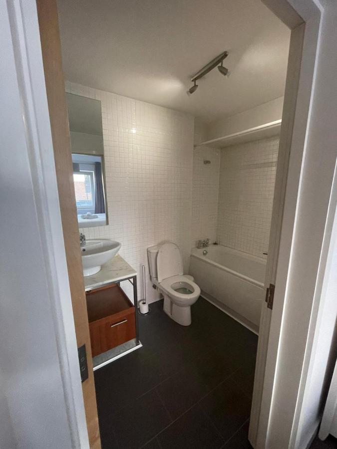 Pass The Keys Lovely 2Bedroom Flat With Balcony Édimbourg Extérieur photo
